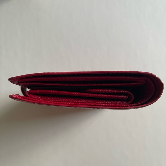 *Authentic* Louis Vuitton Epi Leather French Bifold Wallet Red Elegant Small - Picture 13 of 16